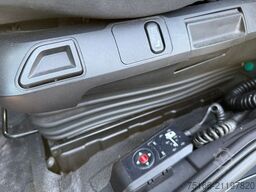 MERCEDES-BENZ ANTOS 2533 L Getränkekoffer 8,20 m LBW 2 T*LENK