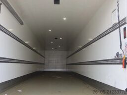 MAN TGM 15.290 Trekker + Heiwo city trailer geisole...