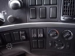Volvo FM 12 380pk 18700 liter feultank,airco
