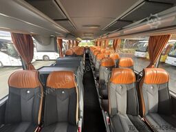 Mercedes-Benz Tourismo RHD L