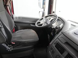 DAF XF 440 ADR tractor unit