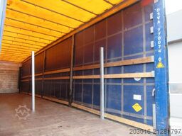 SCHMITZ CARGOBULL Mega Varios 80% Bremse / 60% Reifen