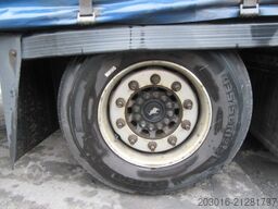 SCHMITZ CARGOBULL Mega Varios 80% Bremse / 60% Reifen