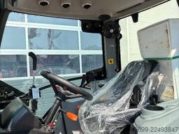 YTO NMF 704 C Allradtraktor 70 PS