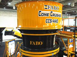 FABO cone crusher / stone crusher 300-550 t/h cone crusher / stone crusher