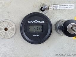 Holland Lift COMBISTAR B-195DL25-4WD/P/N Diesel, 4x4 Drive, 21.