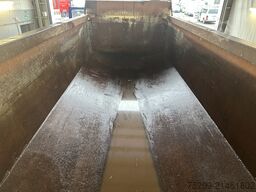 Volvo FM12-460 8x4 Kipper