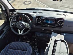 MERCEDES-BENZ Frontniederflur Sprinter 517 / 4 er Bestuhlung