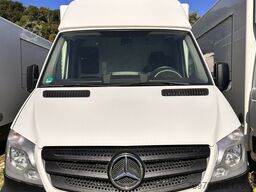 Mercedes-Benz Foodtruck, Imbisswagen, Food Truck mit neuer Küche und Ausstattung