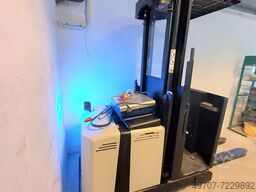 CROWN LP3500 1t 75h operating hours