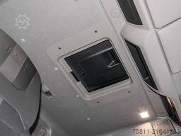 DAF XB 290 FA Koffer 16t