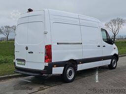 MERCEDES-BENZ SPRINTER 317 L2H2 RWD Mbux10