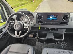 MERCEDES-BENZ SPRINTER 317 L2H2 3.5T-Trekhaak!