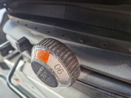 MERCEDES-BENZ Heckniederflur Sprinter 517 / 4 er Bestuhlung