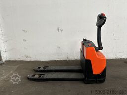 Toyota LWI 160 - 810 Stunden !!!