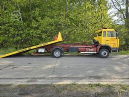 RENAULT M200 Abschleppwagen