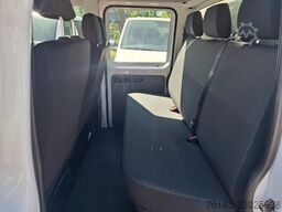 VOLKSWAGEN T6.1 Doka 4motion 1. Hand