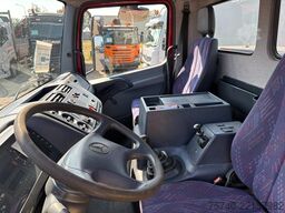 Mercedes-Benz Atego 1218 + HYVALIFT HAAKARM SYSTEEM + MANUAL
