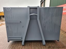Container flat