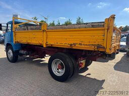 Renault SAVIEM **SM8-BENNE-TIPPER**