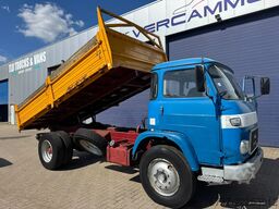 Renault SAVIEM **SM8-BENNE-TIPPER**