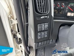 Renault D 240 4x2 ACC + Laadklep