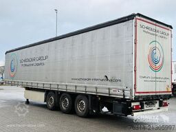Schmitz Cargobull Curtainsider Coil Getränke