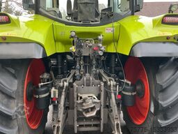Claas ARION 550