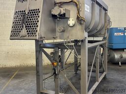 Inotec dubbele peddelmenger 2.600L Type IPM 200