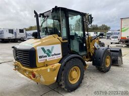 CAT 906M (7164)