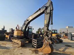 VOLVO ECR 235 DL