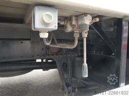 MAN TGM 12.250 | Roller sail | Dhollandia 1500kg | ...