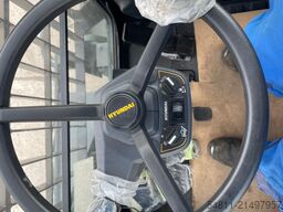 Hyundai HW140A
