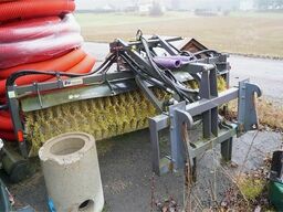 Holms SL-2.5 sweeper