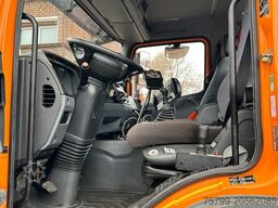 MERCEDES-BENZ 1824 Axor Abroller mit Schneeschild und Streuer