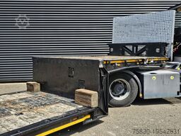 Meusburger MPG 3 / LOW BED / EXTENDABLE / 3 x STEERING AXLE