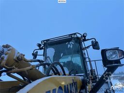 Komatsu WA380-7 wheel loader w/ bucket, scale, summer and