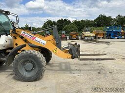 Liebherr L506C