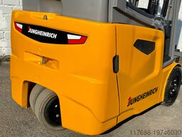 Jungheinrich EFG 220 - Service Neu - Batterie 83% + Garantie
