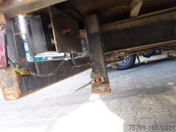 BLOMENRÖHR 692/8900 Tandem-Anhänger mit 2 Achsen