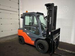 Toyota 52-8FDF30 - TRIPLEX - NEUWERTIG - 77 Stunden !!!