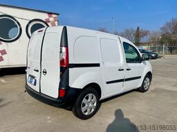 Nissan NV 250