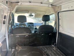 Nissan NV 250