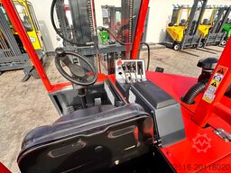 Combilift C3000CB / LPG / TRIPLEX MAST / 5500MM