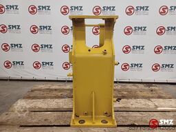 Caterpillar Mounting main valve control Caterpillar