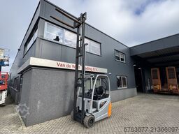 STILL RX20-18 Triplo 450 Freelift / Sideshift Elektrisch 2018