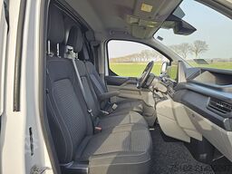 FORD TRANSIT CUSTOM 2.0 L1H1 LED Navi