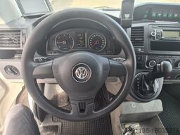 VW T5 2.0 TDI, Krankenwagen