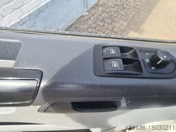 VW T5 2.0 TDI, Krankenwagen