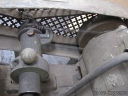 Matra Ventilschleifmaschine mit Doppelkonus-S.